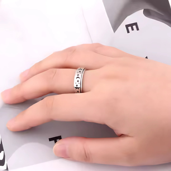 Infini Ring™- Anxiety Reducing Fidget Ring