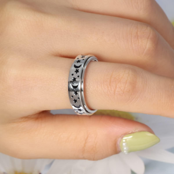 Infini Ring™- Anxiety Reducing Fidget Ring
